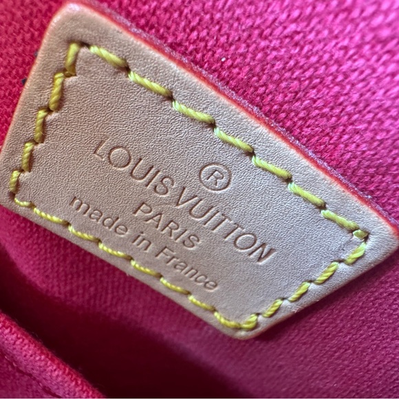 Louis Vuitton Alma red with LV all over gold hardware with two handles - Picture 5 of 10